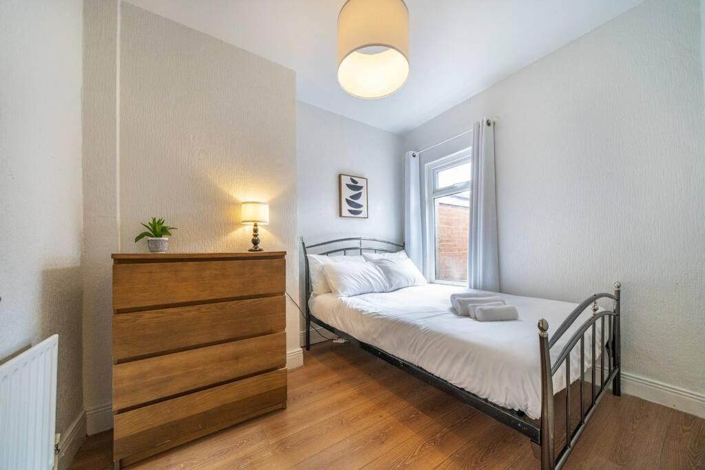 Cosy 2 Bedroom Town House Close To City Centre Belfast Exterior photo